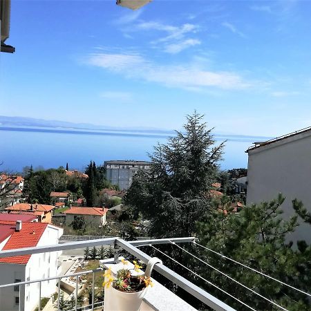 Leona Apartment Lovran Exterior foto