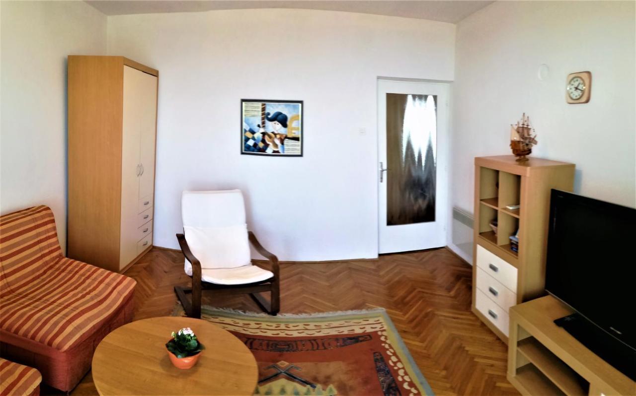 Leona Apartment Lovran Exterior foto