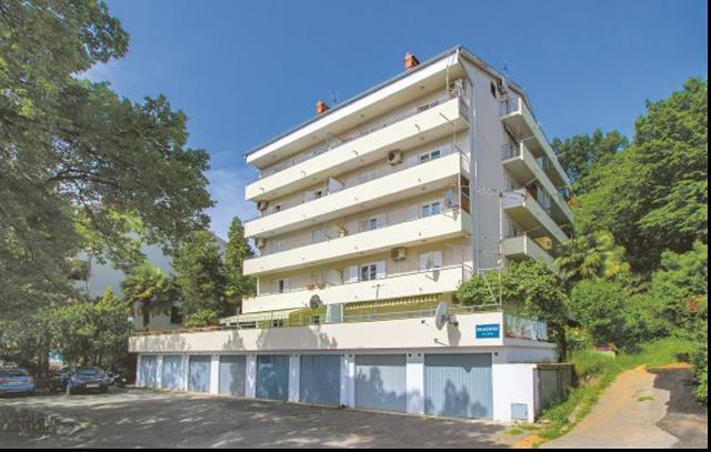 Leona Apartment Lovran Exterior foto
